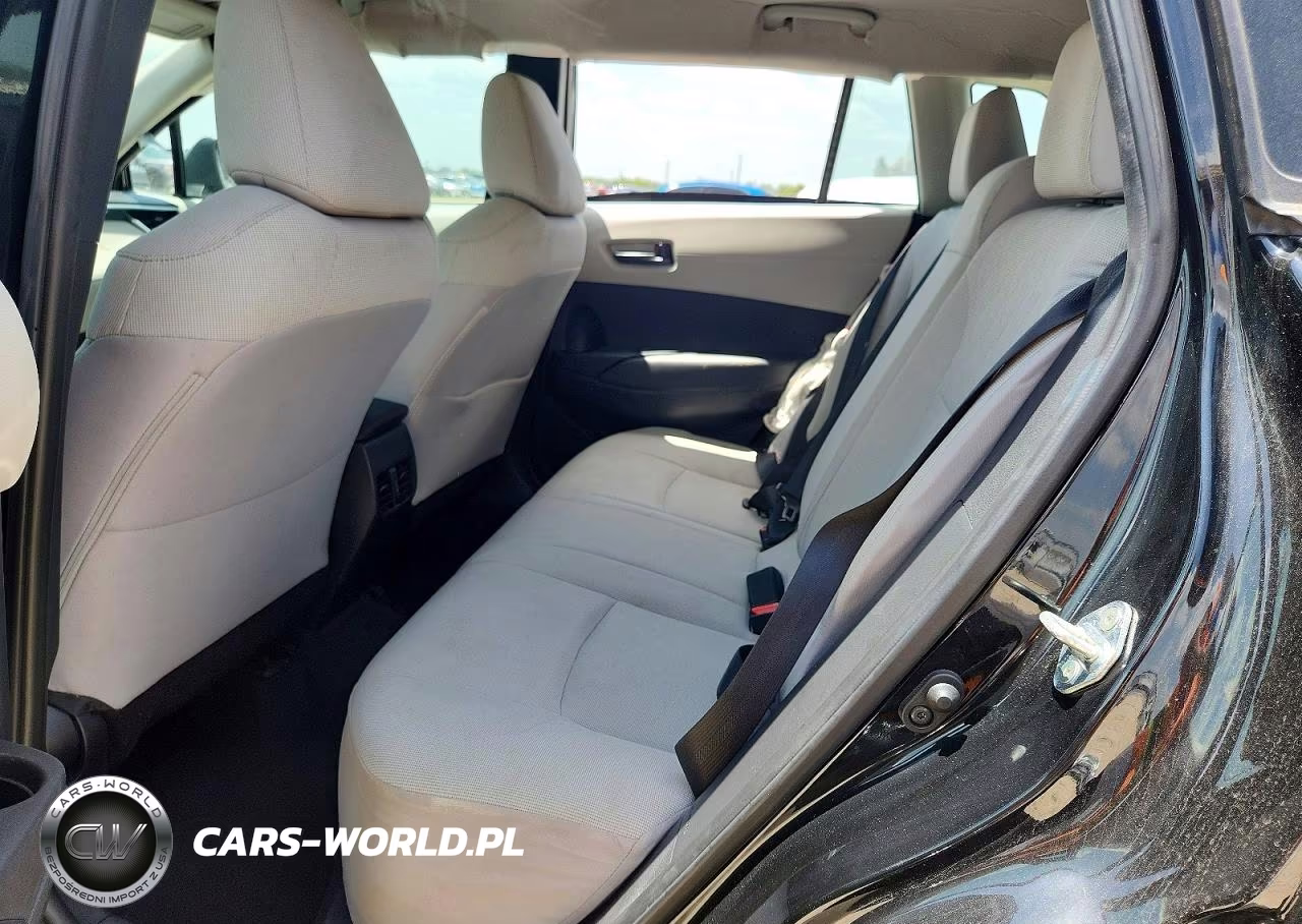 2024 Toyota Corolla Cross L VIN:7MUAAAAG6RV077474 - 11