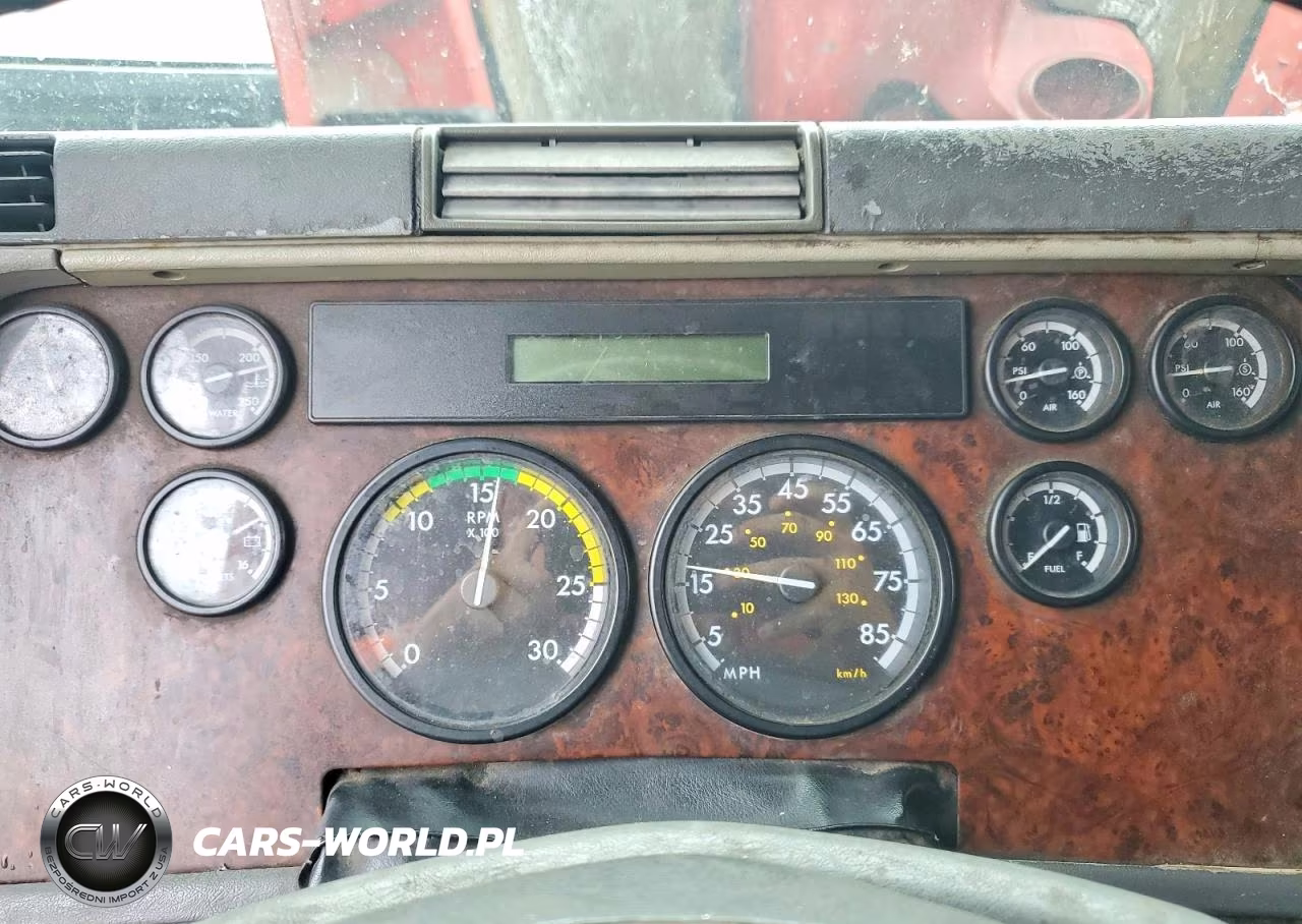 2007 Freightliner Conventional St120 VIN:1FUJBBCK37LU46460 - 9