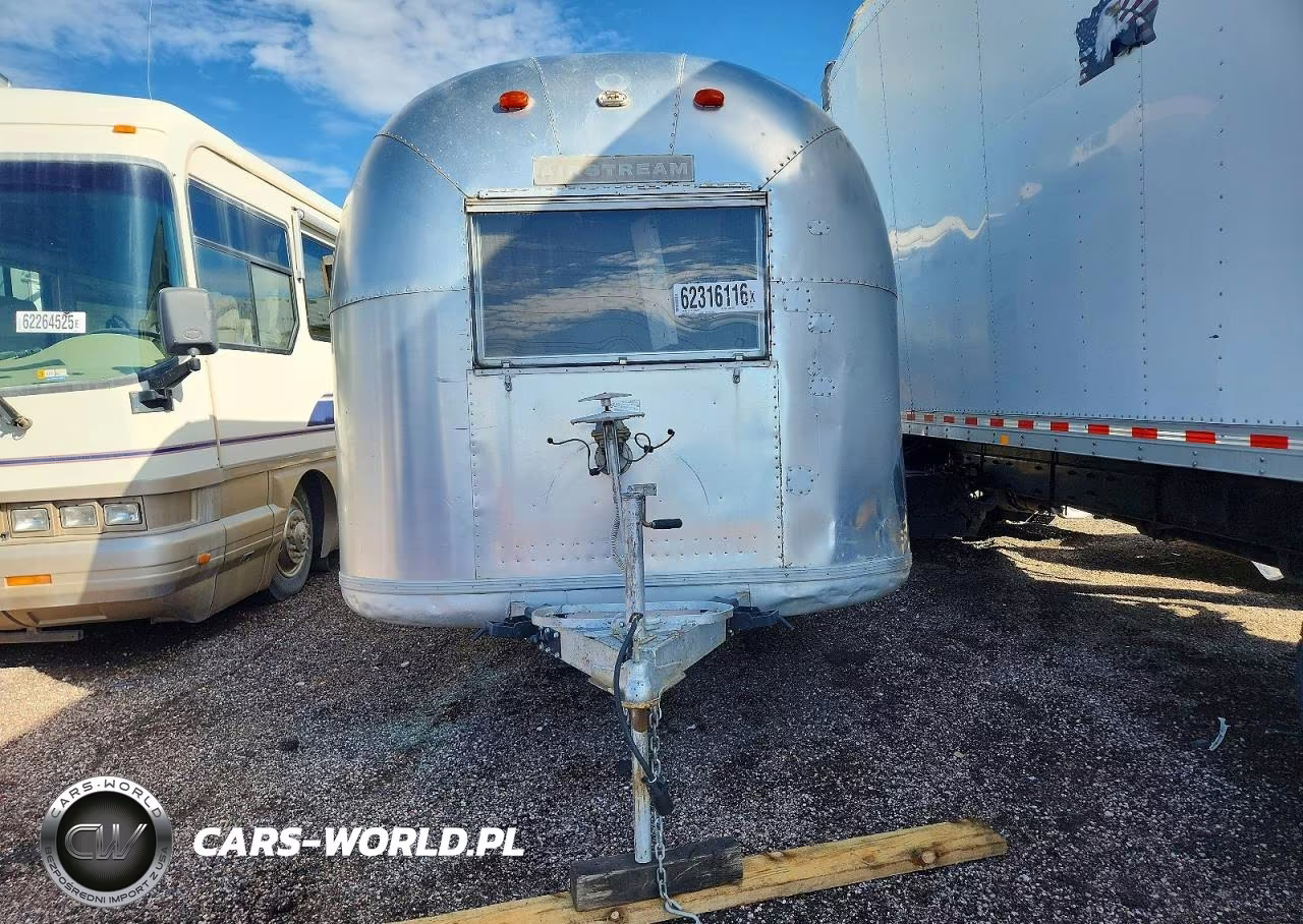 1968 Airstream Land Yacht Camper VIN:0228J261 - 8