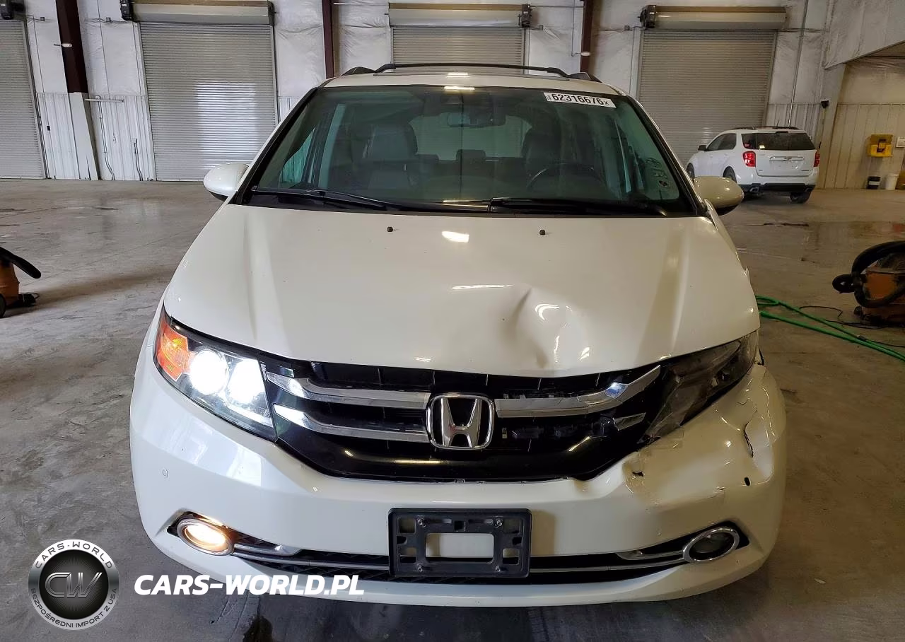 2015 Honda Odyssey Touring VIN:5FNRL5H97FB062519 - 5