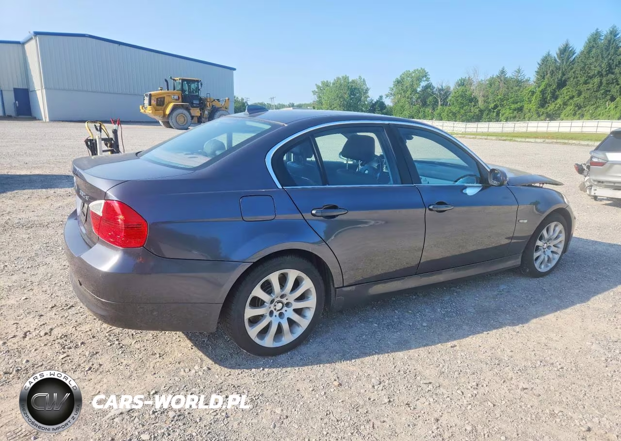 2006 BMW 330 Xi VIN:WBAVD33516KV65290 - 3