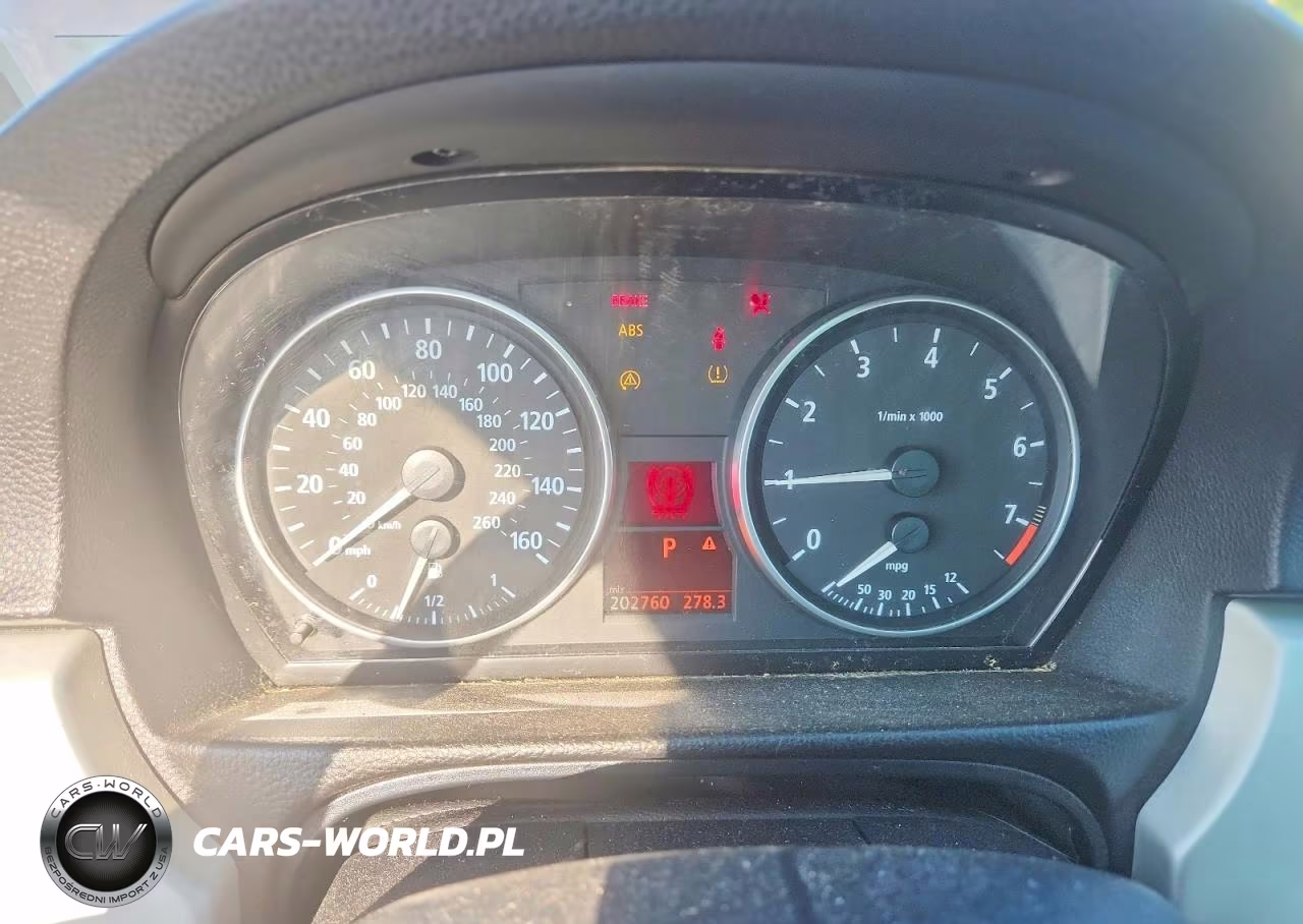 2006 BMW 330 Xi VIN:WBAVD33516KV65290 - 9