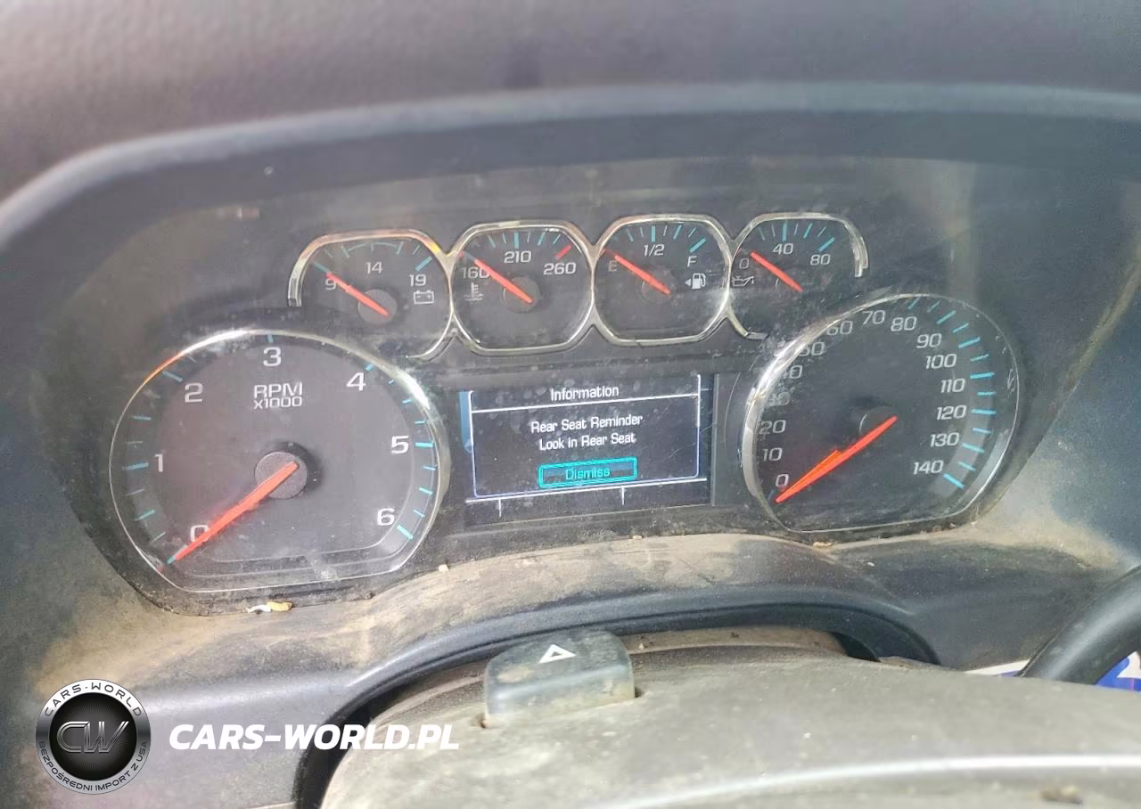 2018 Chevrolet Silverado C1500 Lt VIN:3GCPCREC8JG632447 - 9