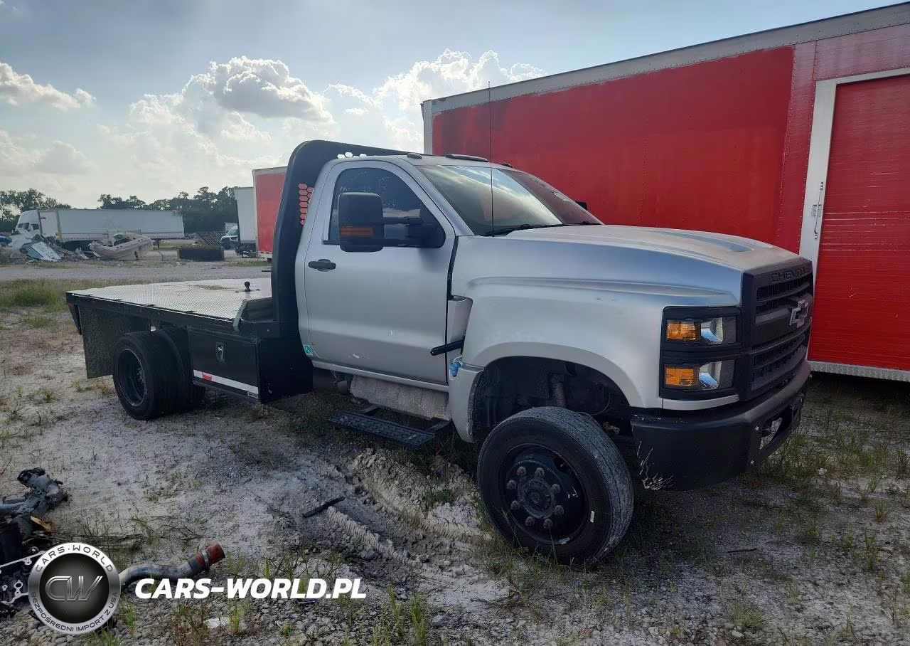 2023 Chevrolet Silverado Medium Duty VIN:1HTKJPVK6PH735203 - 4
