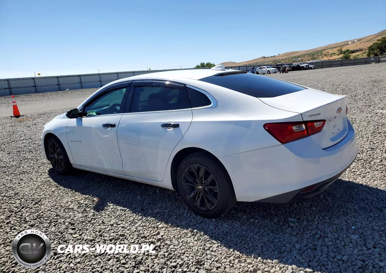 2016 Chevrolet Malibu Lt VIN:1G1ZE5ST5GF303529 - 2