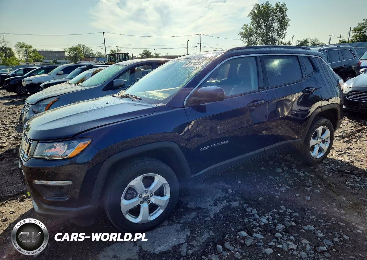 2018 Jeep Compass Latitude – zdjęcie 1 z 13