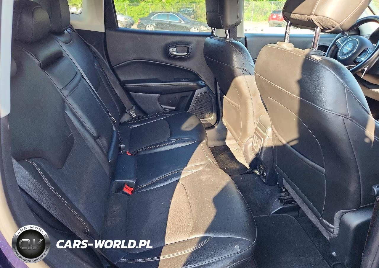 2018 Jeep Compass Latitude VIN:3C4NJDBB5JT397234 - 11