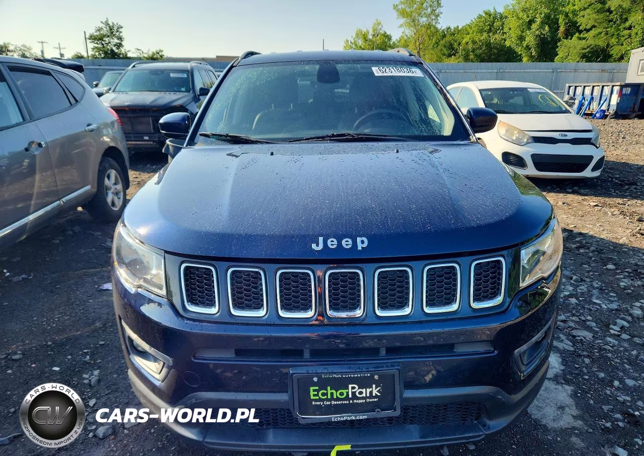 2018 Jeep Compass Latitude VIN:3C4NJDBB5JT397234 - 5