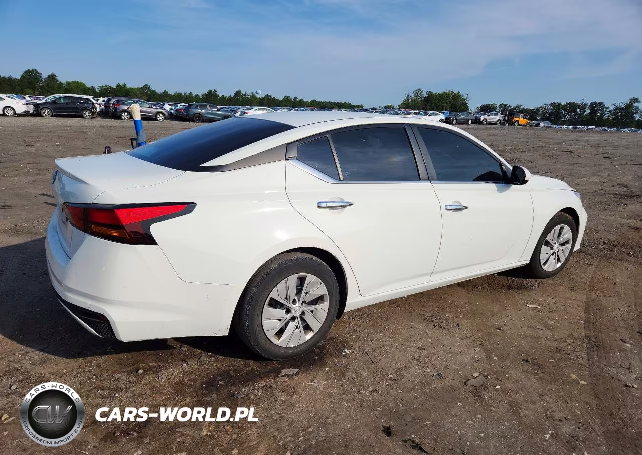 2023 Nissan Altima S VIN:1N4BL4BV0PN326416 - 3
