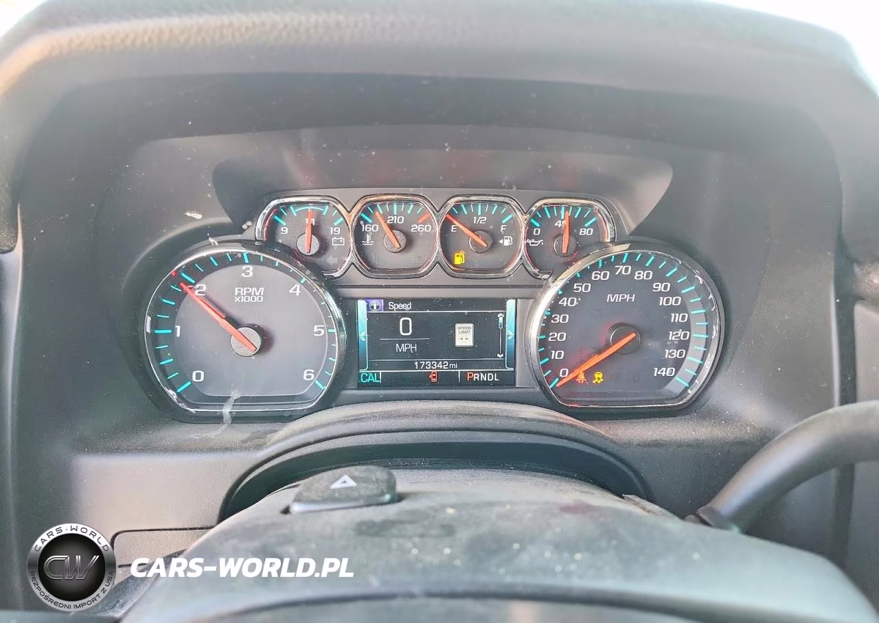 2019 Chevrolet Suburban K1500 Lt VIN:1GNSKHKCXKR119981 - 9