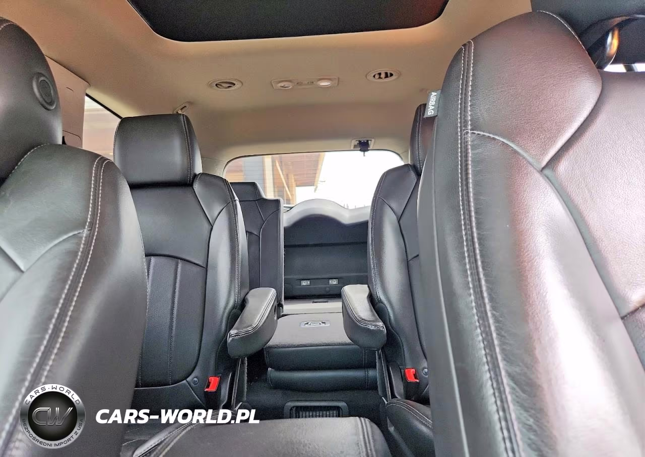 2017 Buick Enclave VIN:5GAKRBKD4HJ250827 - 10