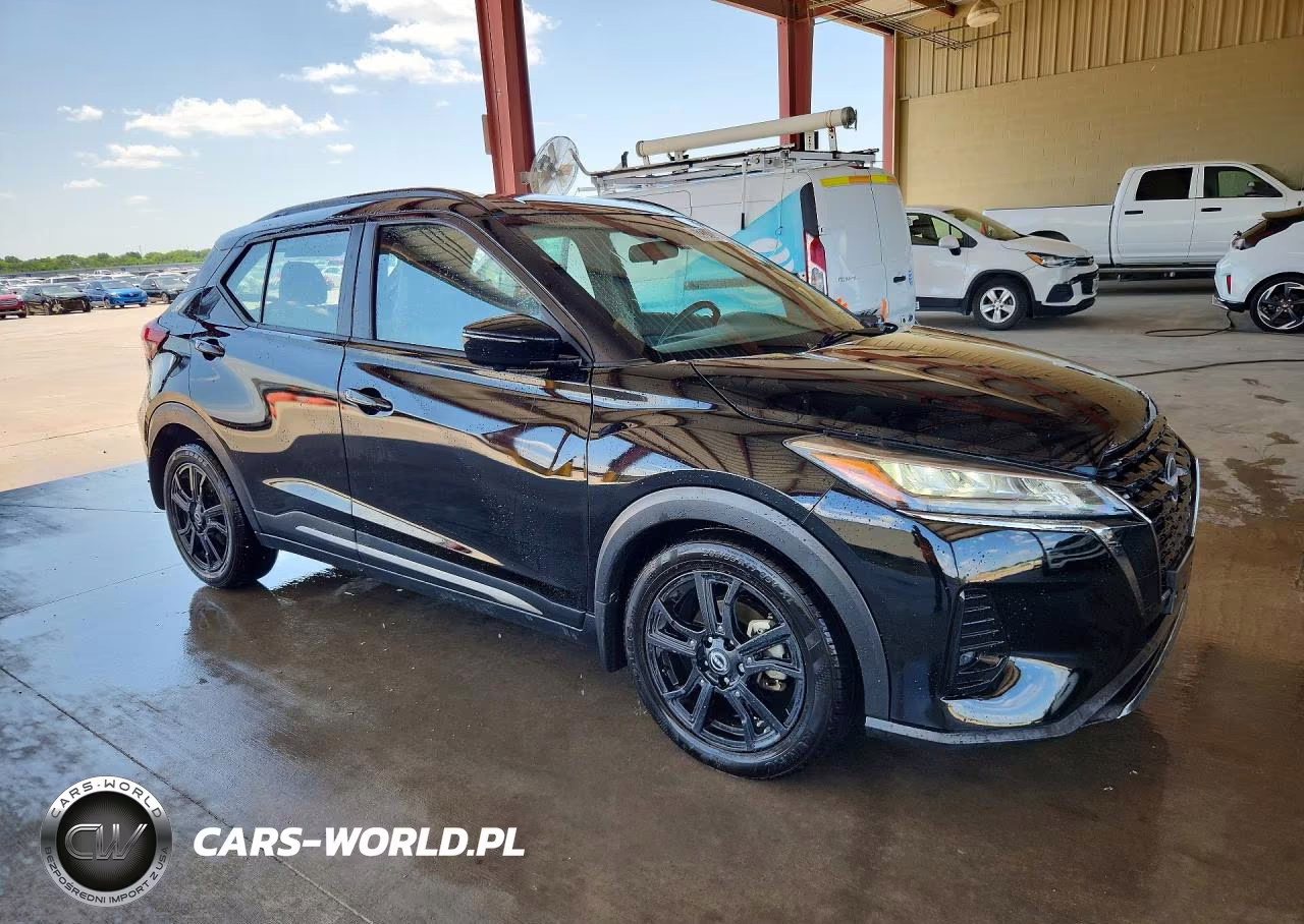 2023 Nissan Kicks Sr VIN:3N1CP5DVXPL522260 - 4