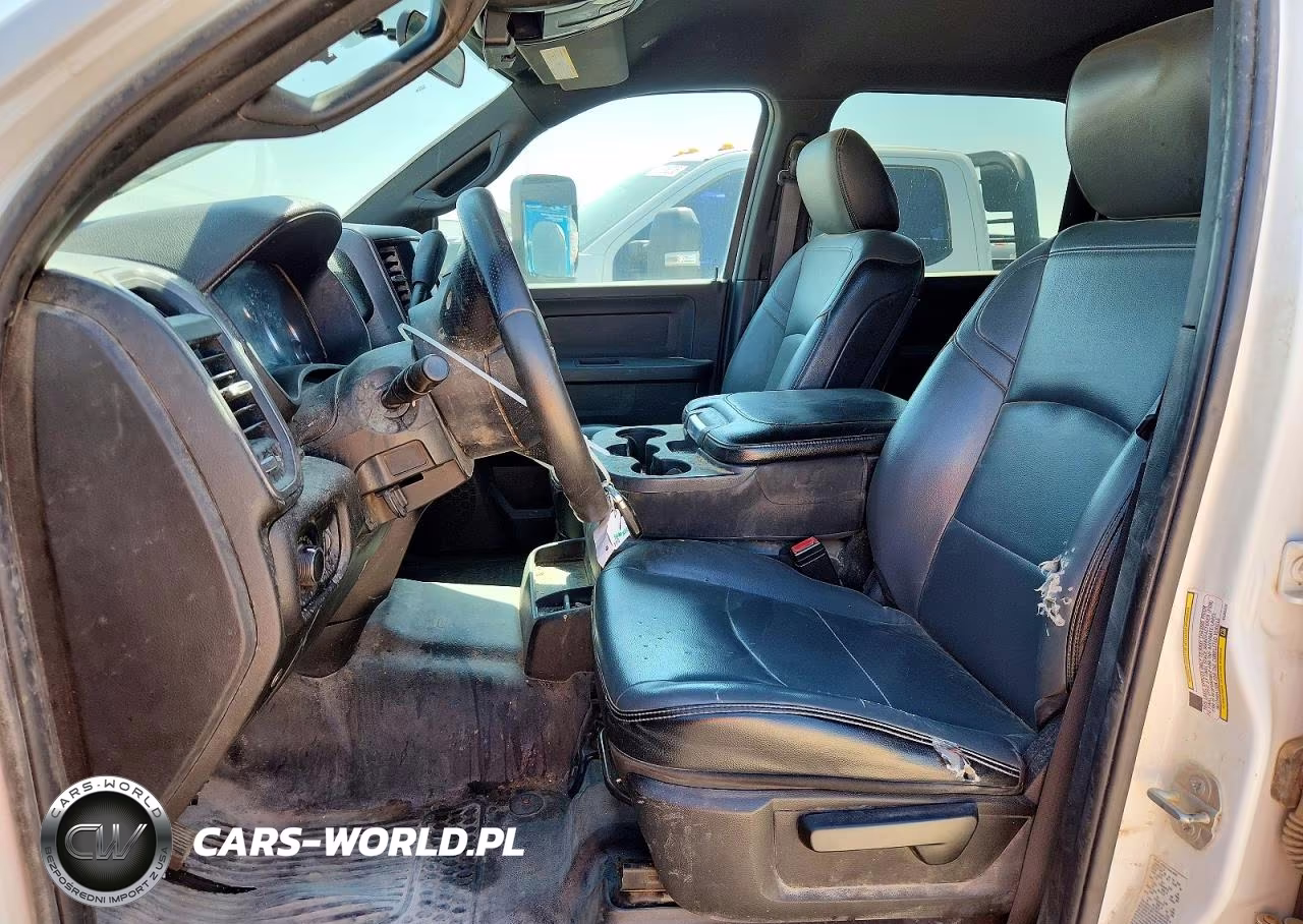 2022 Ram 3500 VIN:3C7WRTCL4NG305028 - 7
