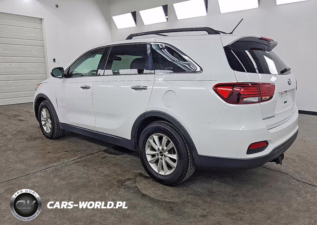 2019 Kia Sorento Lx V6 VIN:5XYPG4A56KG446131 - 2