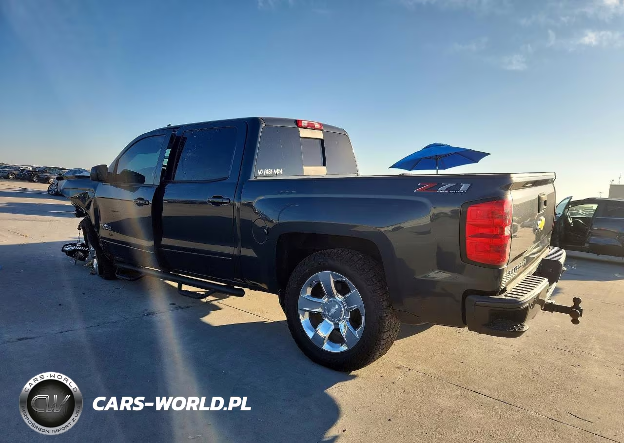 2018 Chevrolet Silverado K1500 Lt VIN:3GCUKREC1JG558665 - 2