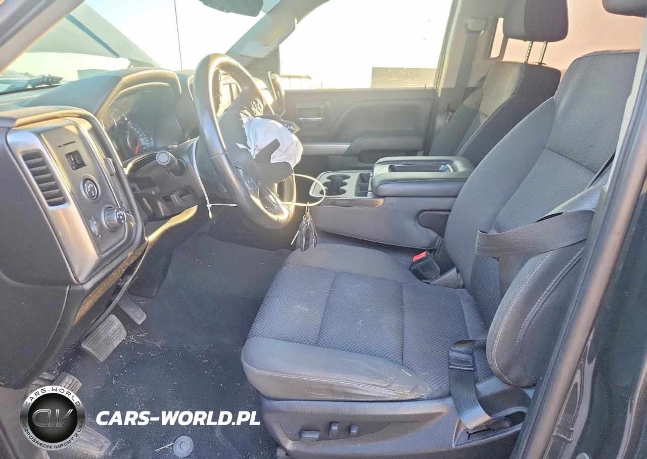 2018 Chevrolet Silverado K1500 Lt VIN:3GCUKREC1JG558665 - 7