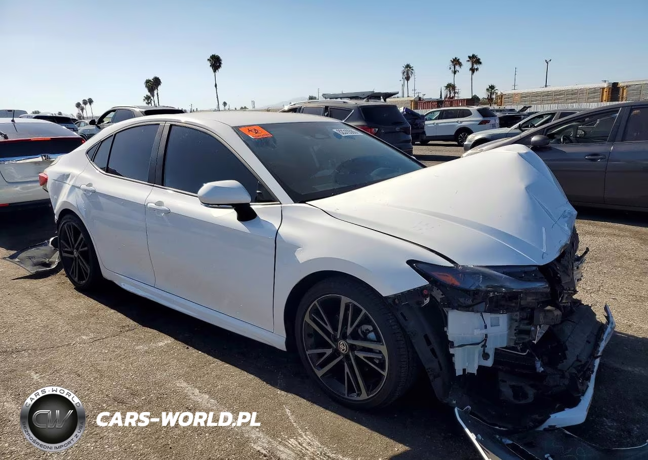 2026 Toyota Camry Se VIN:4T1DAACK9TU235409 - 4