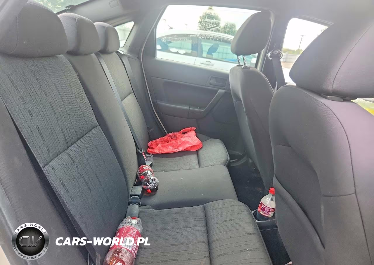 2011 Ford Focus Se VIN:1FAHP3FN7BW122251 - 10