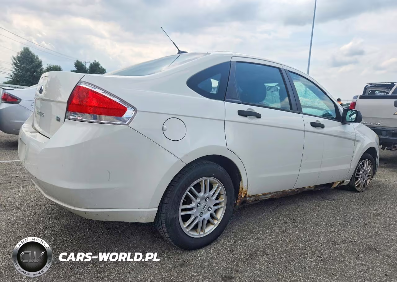 2011 Ford Focus Se VIN:1FAHP3FN7BW122251 - 3