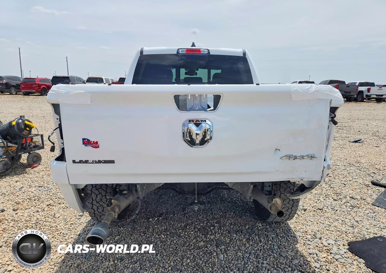 2020 Ram 1500 Laramie VIN:1C6SRFJT2LN255211 - 6