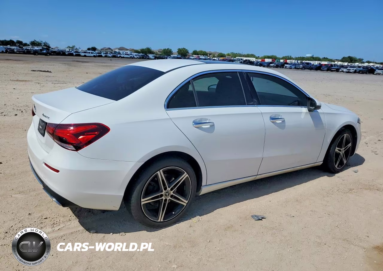2022 Mercedes-Benz A 220 VIN:W1K3G4EB3NJ337103 - 3