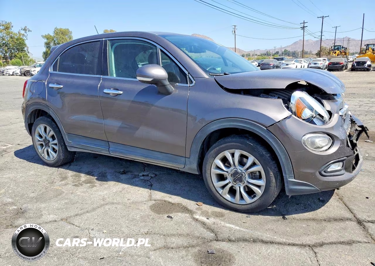 2017 Fiat 500X Lounge VIN:ZFBCFXDB0HP518826 - 4
