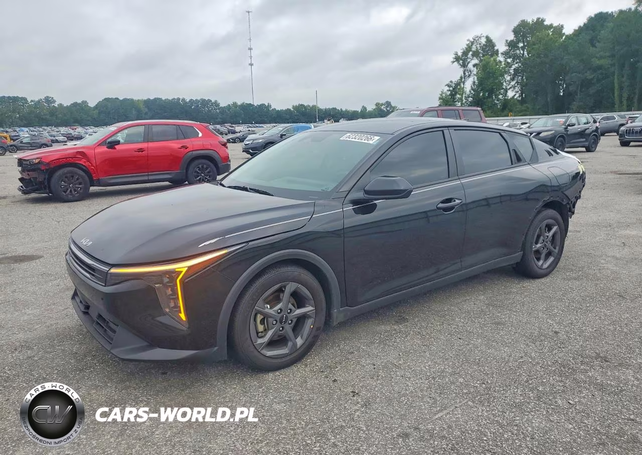 2025 Kia K4 Lxs VIN:3KPFT4DE6SE134701 - 1