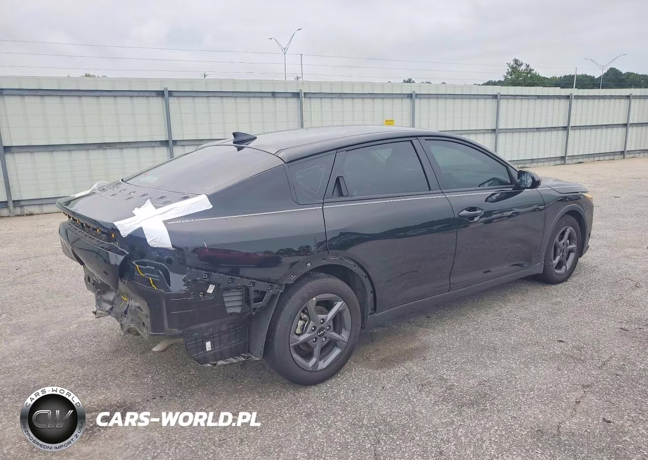 2025 Kia K4 Lxs VIN:3KPFT4DE6SE134701 - 3