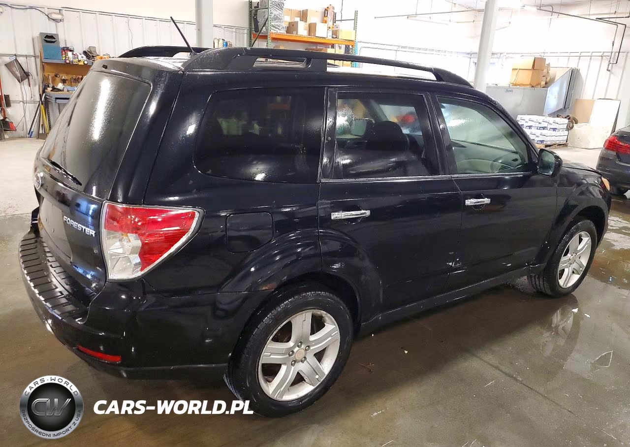 2010 Subaru Forester 2.5X Premium VIN:JF2SH6CC3AH784804 - 3
