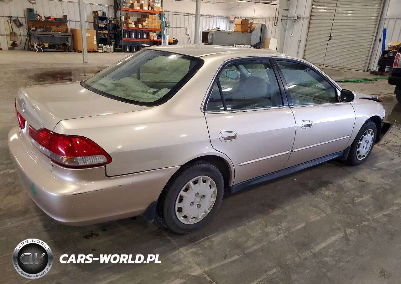2001 Honda Accord Lx VIN:JHMCG56461C002995 - 3