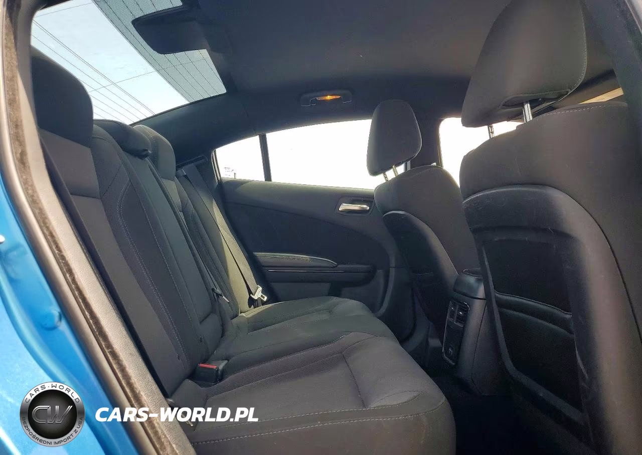 2019 Dodge Charger Sxt VIN:2C3CDXBG1KH712332 - 10