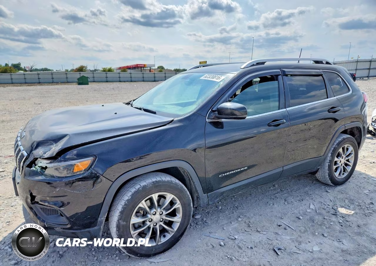 2019 Jeep Cherokee Latitude Plus – zdjęcie 1 z 13