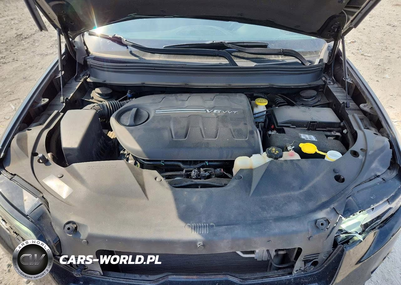 2019 Jeep Cherokee Latitude Plus VIN:1C4PJMLX6KD108257 - 12