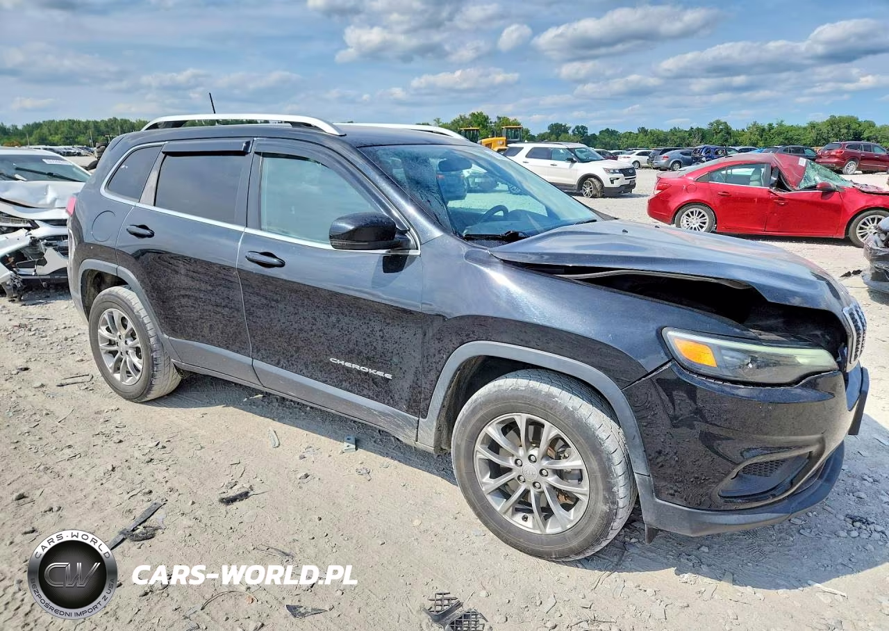 2019 Jeep Cherokee Latitude Plus VIN:1C4PJMLX6KD108257 - 4