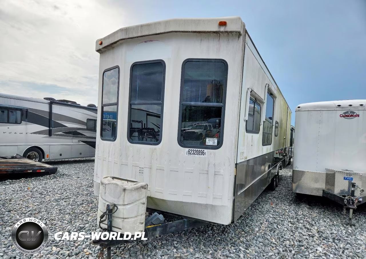 2010 Forest River Cedar Creek Camper VIN:4X4TCRS23AS203178 - 2