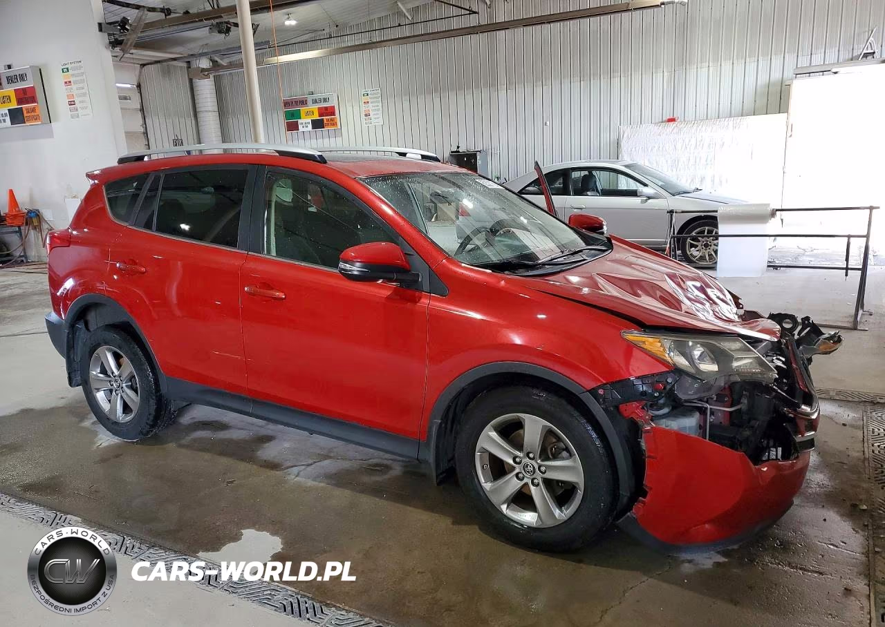 2015 Toyota Rav4 Xle VIN:JTMRFREV6FD134138 - 4