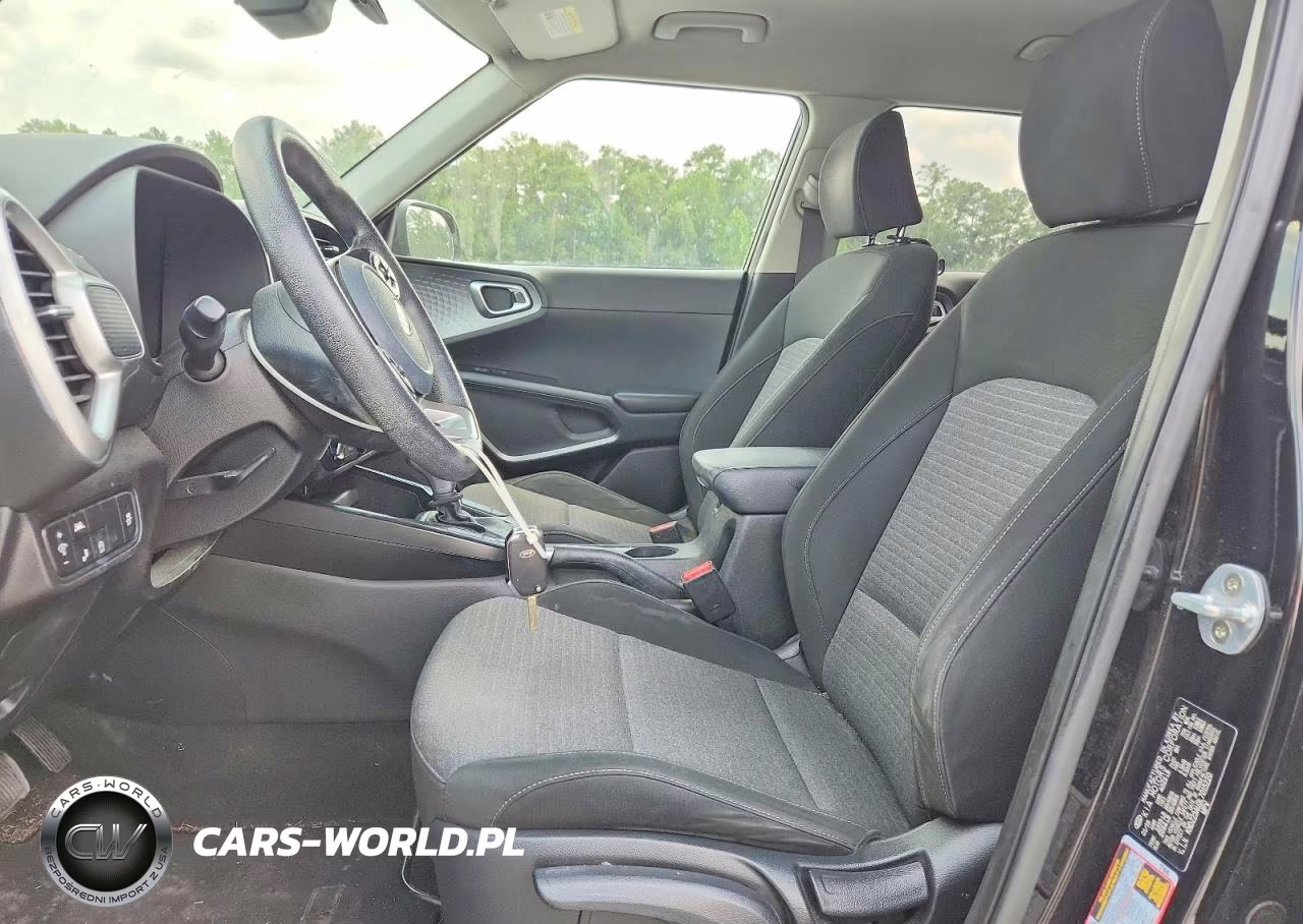 2020 Kia Soul VIN:KNDJ23AU3L7015220 - 7