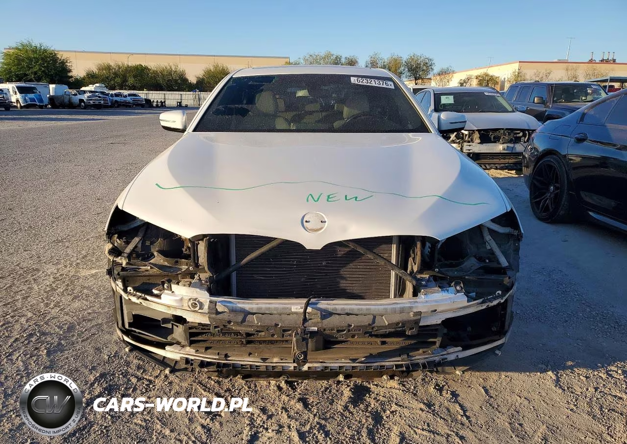 2018 BMW 530 I VIN:WBAJA5C51JWA35747 - 5