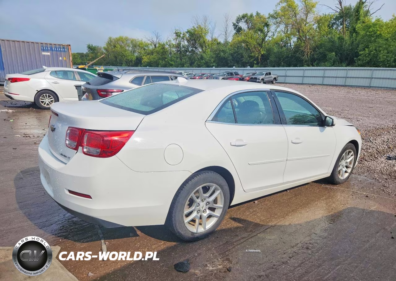 2014 Chevrolet Malibu 1Lt VIN:1G11C5SL8EF245660 - 3