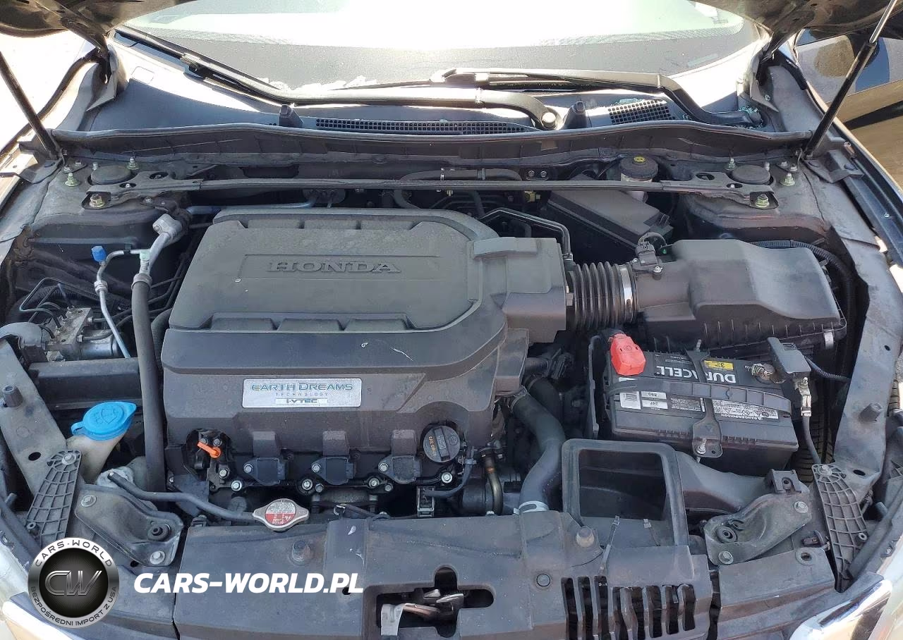 2015 Honda Accord Touring VIN:1HGCR3F94FA003837 - 11