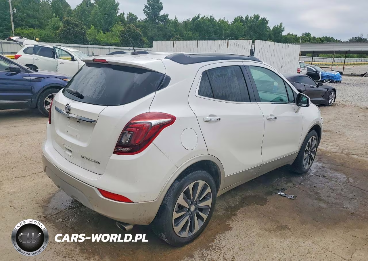 2019 Buick Encore Essence VIN:KL4CJCSM0KB831379 - 3