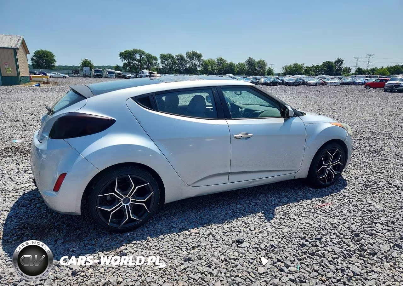 2012 Hyundai Veloster Base VIN:KMHTC6AD8CU057497 - 3