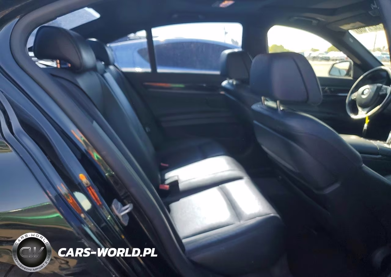 2015 BMW 740 I VIN:WBAYA6C50FGK16616 - 10