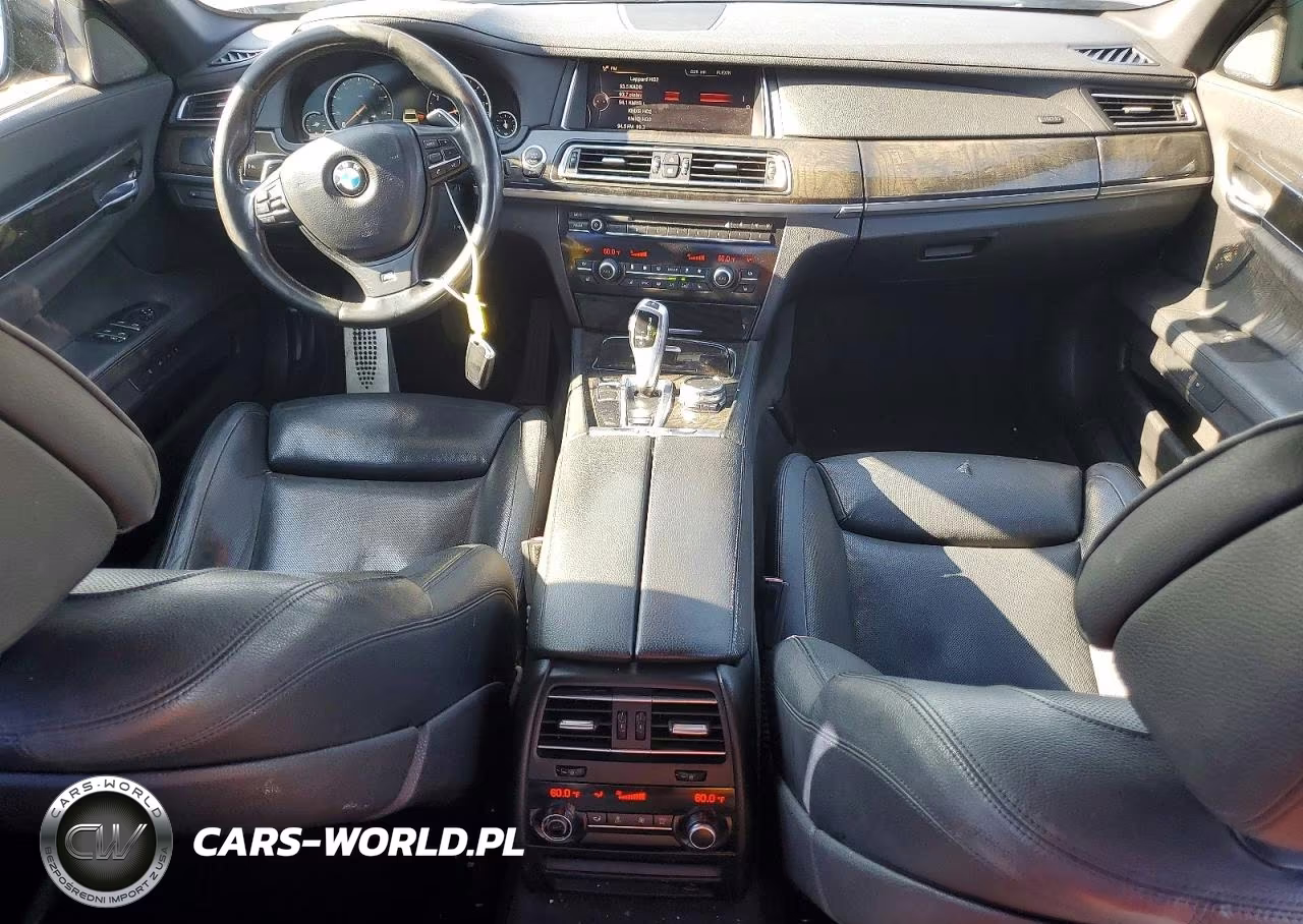 2015 BMW 740 I VIN:WBAYA6C50FGK16616 - 8