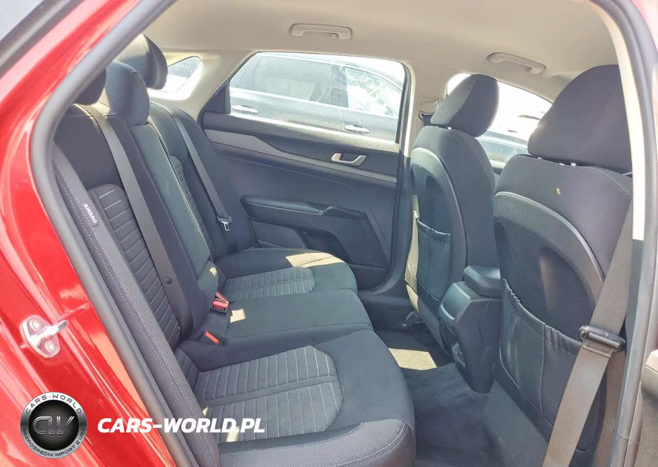 2025 Kia K5 Lxs VIN:KNAG24J75S5294297 - 10