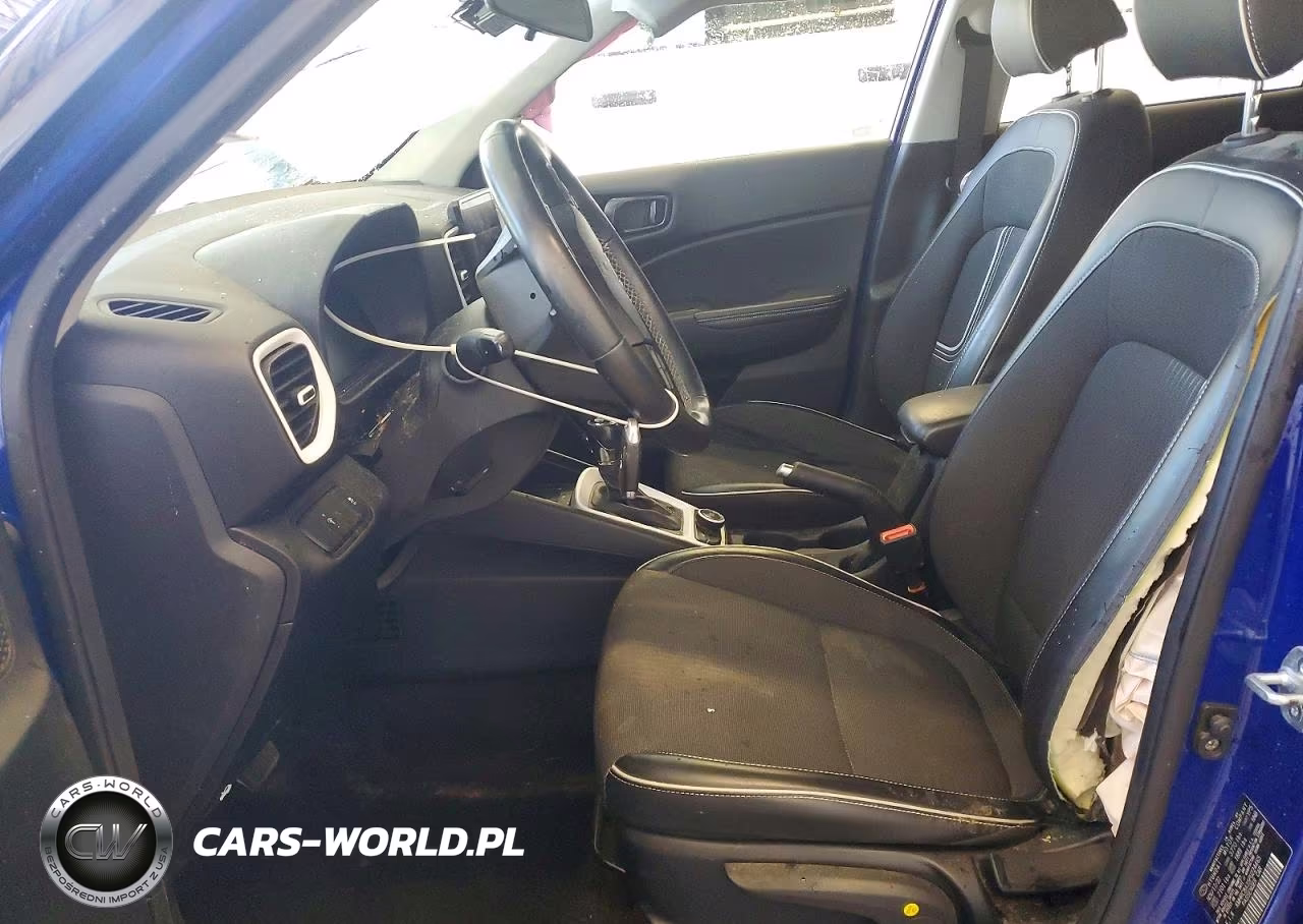 2023 Hyundai Venue Limited VIN:KMHRC8A35PU224465 - 7