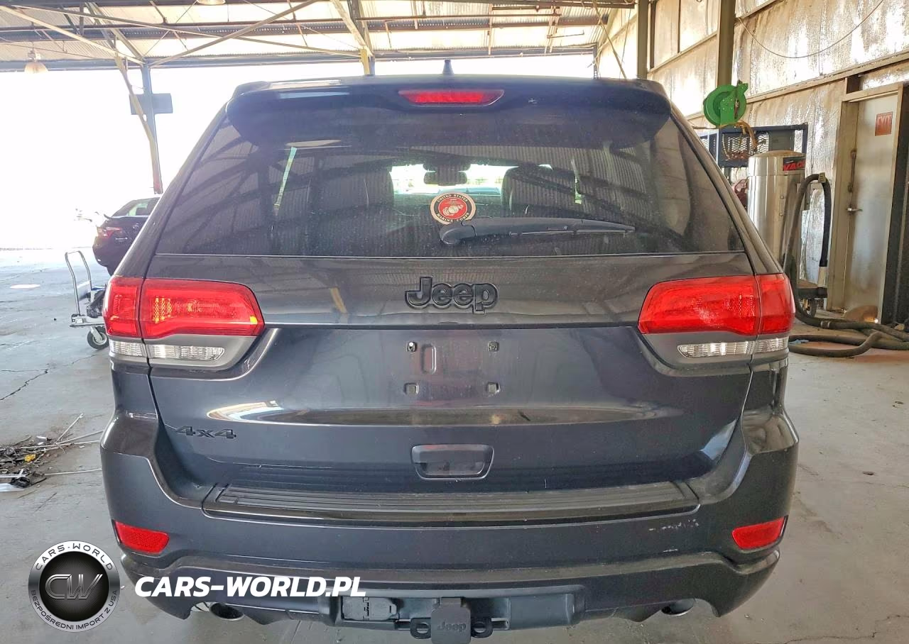 2014 Jeep Grand Cherokee Laredo VIN:1C4RJFAGXEC579555 - 6