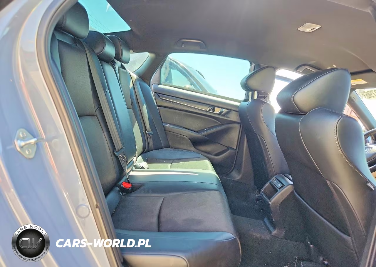 2022 Honda Accord Sport VIN:1HGCV1F33NA108170 - 10