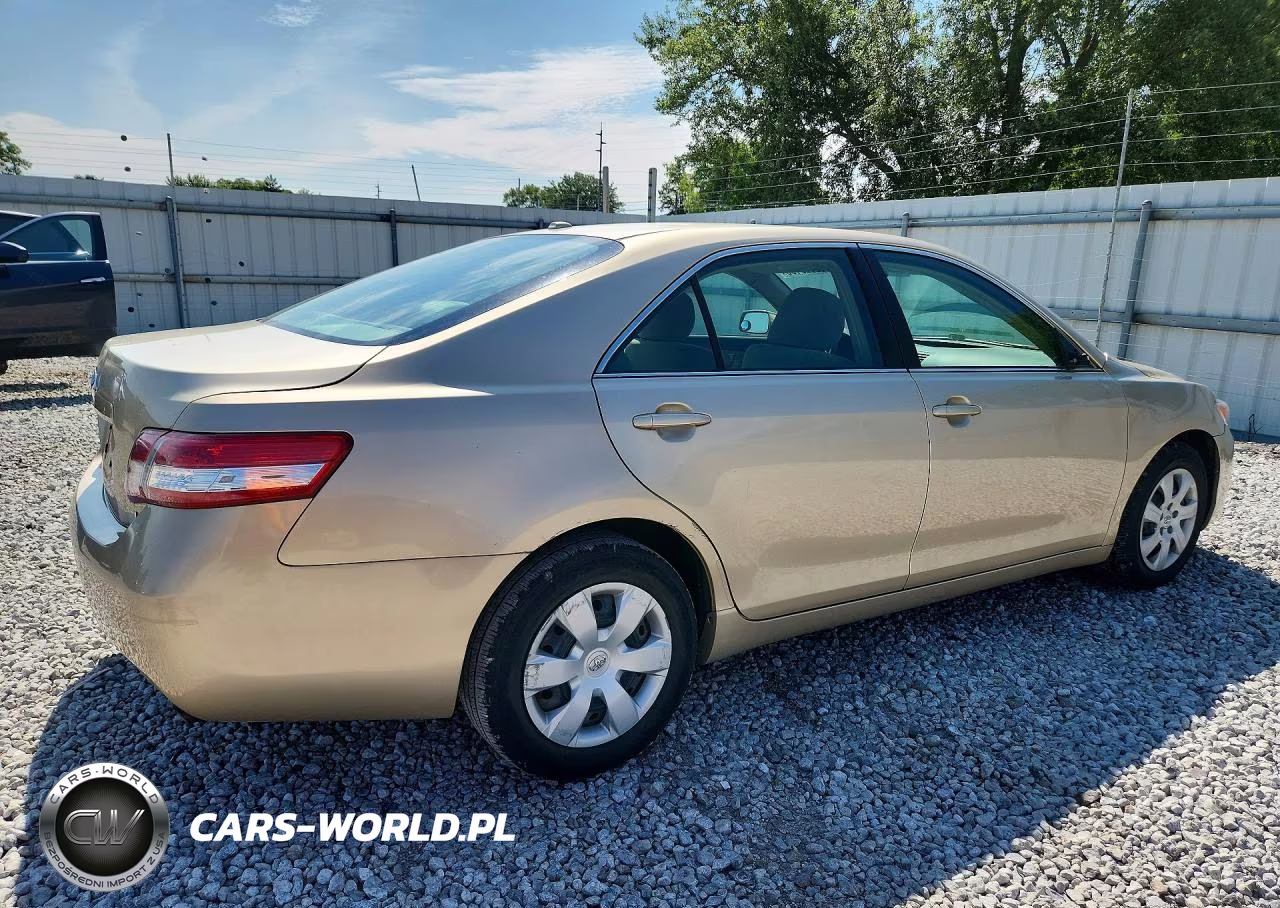 2010 Toyota Camry Le VIN:4T4BF3EK9AR005034 - 3