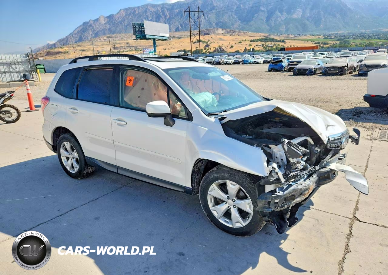 2014 Subaru Forester 2.5I Premium VIN:JF2SJAEC4EH516421 - 4